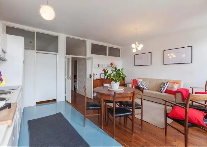 River Apartment-magnificent Views *