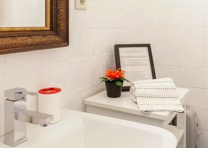 River Apartment-magnificent Views